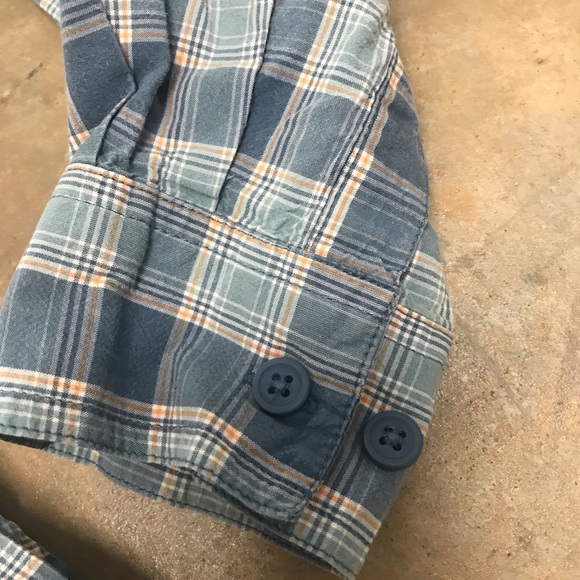 Columbia Sportswear Men's Buttonup Long Sleeve - Picture 5 of 6